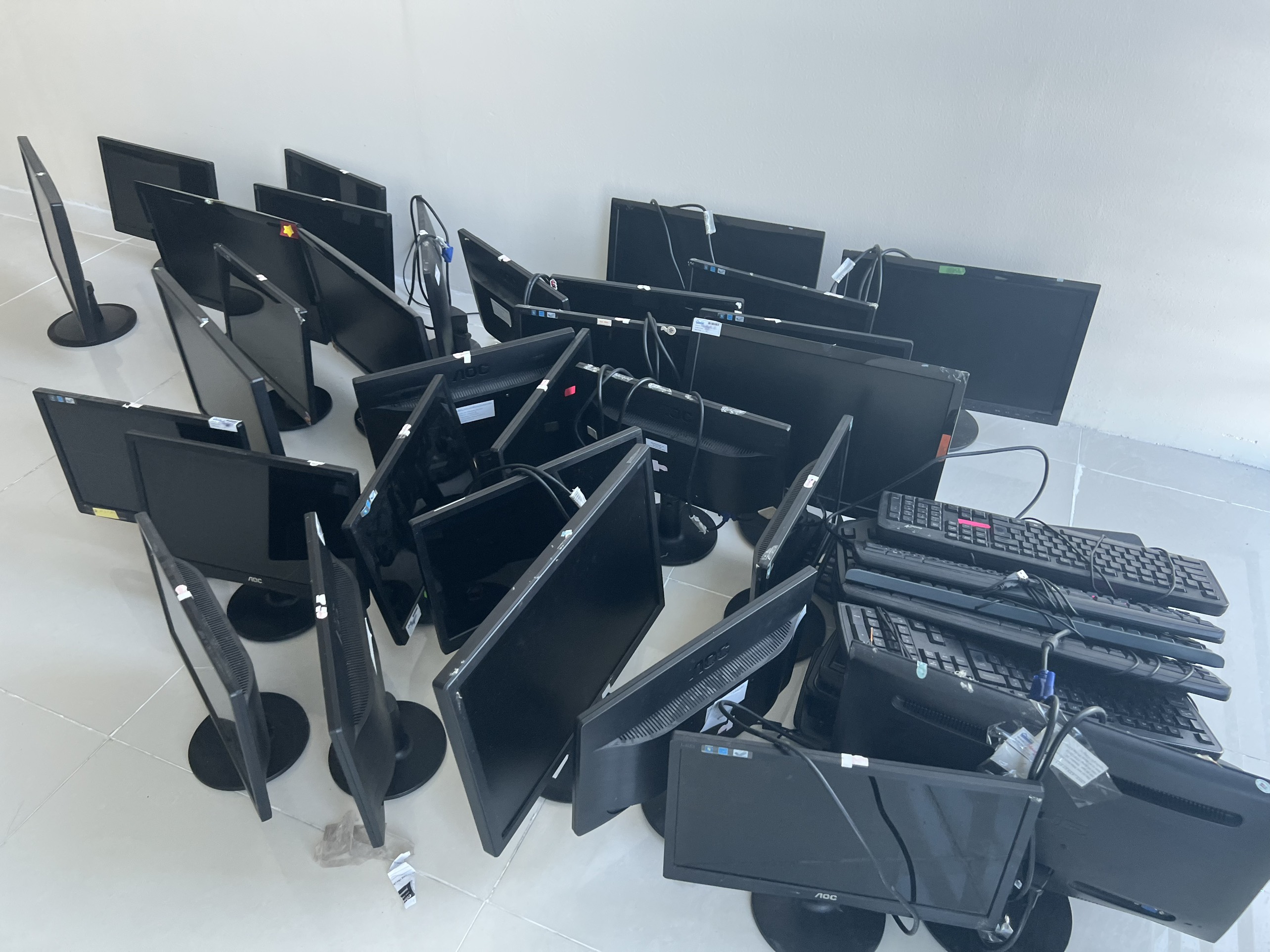 THU MUA MÁY TÍNH CŨ BÀU BÀNG BÌNH DƯƠNG